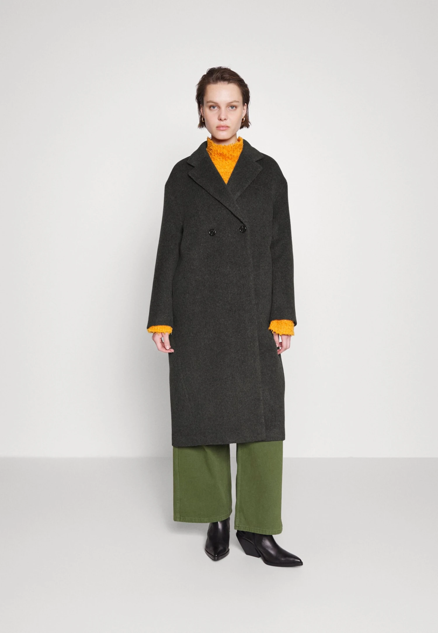 ARKET Classic Coat - Classic Coat 2 ARKET Classic Coat - Classic Coat - Image 2