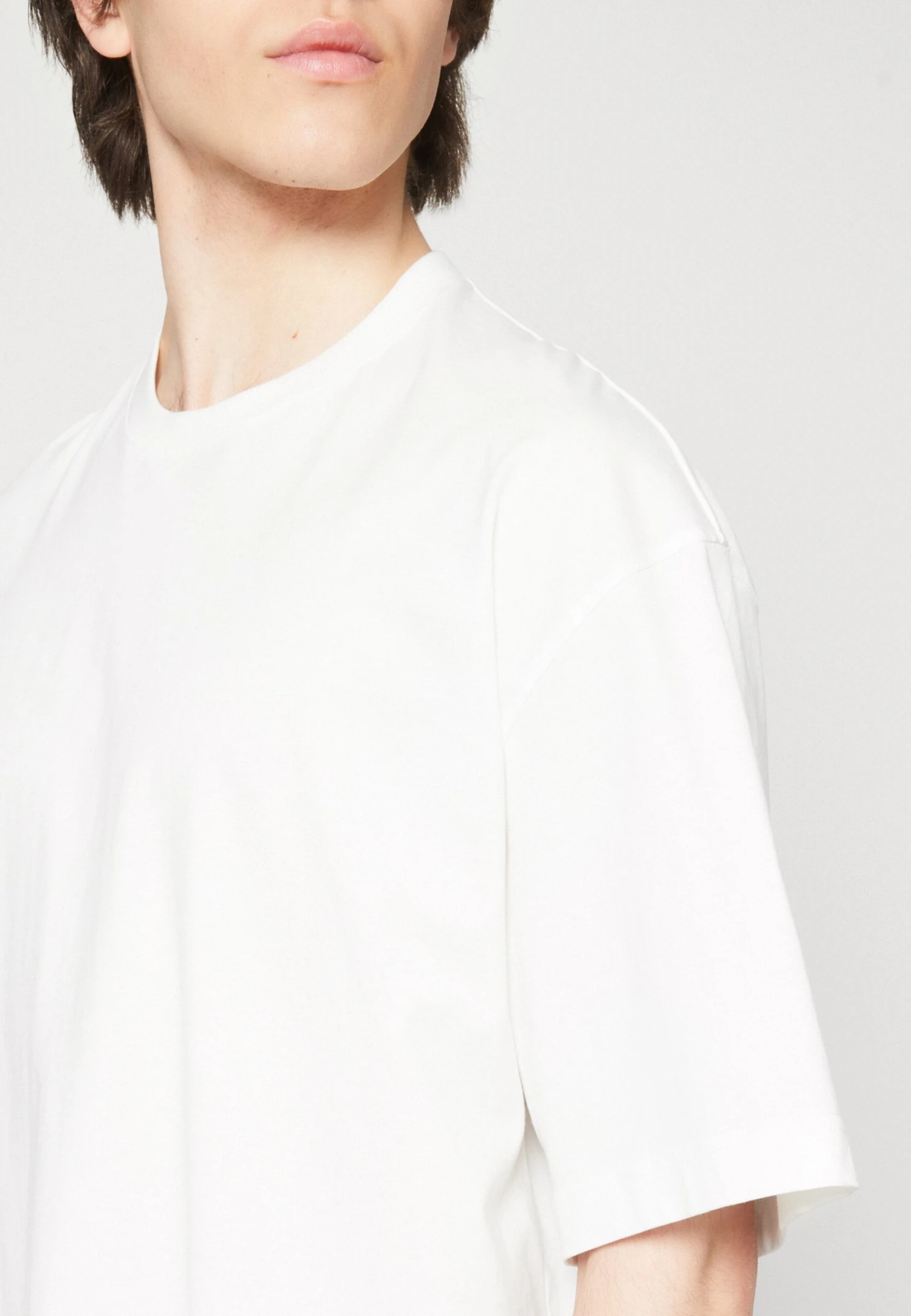 ARKET Basic T-Shirt - White 6 ARKET Basic T-Shirt - White - Image 6