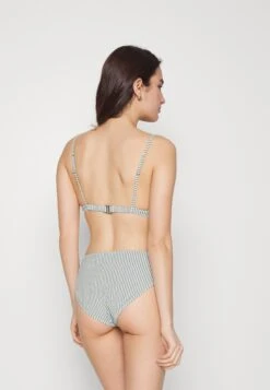 ARKET Bikini Top - Black/White 8 ARKET Bikini Top - Black/White -Arket 1c6611b6a1c542dab3cabf9bc60c5d05