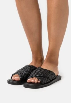 ARKET Mules - Black Dark