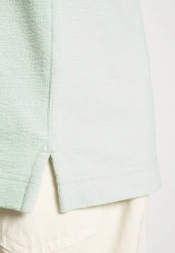 ARKET Basic T-Shirt - Green 11 ARKET Basic T-Shirt - Green -Arket 20d046133eed465287cff708e0562717