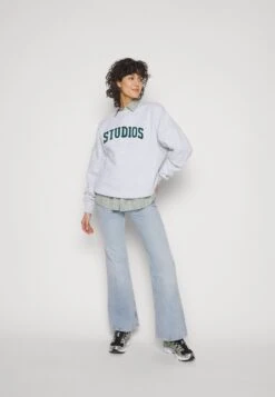 ARKET Bootcut Jeans - Bootcut Jeans 10 ARKET Bootcut Jeans - Bootcut Jeans -Arket 214e1b6421f340fab2048ceff3553781