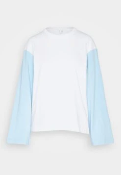 ARKET Long Sleeved Top - Light Blue 10 ARKET Long Sleeved Top - Light Blue -Arket 2b1a40854bbd469ead9ca20c4039cdfc