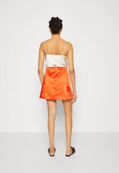 ARKET Mini Skirt - Orange 8 ARKET Mini Skirt - Orange -Arket 37b1a33aa499404bbab27a3c48fdc053