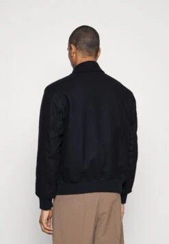 ARKET Light Jacket - Navy 9 ARKET Light Jacket - Navy -Arket 3f77184f7087498cad40d293ffe06c6a