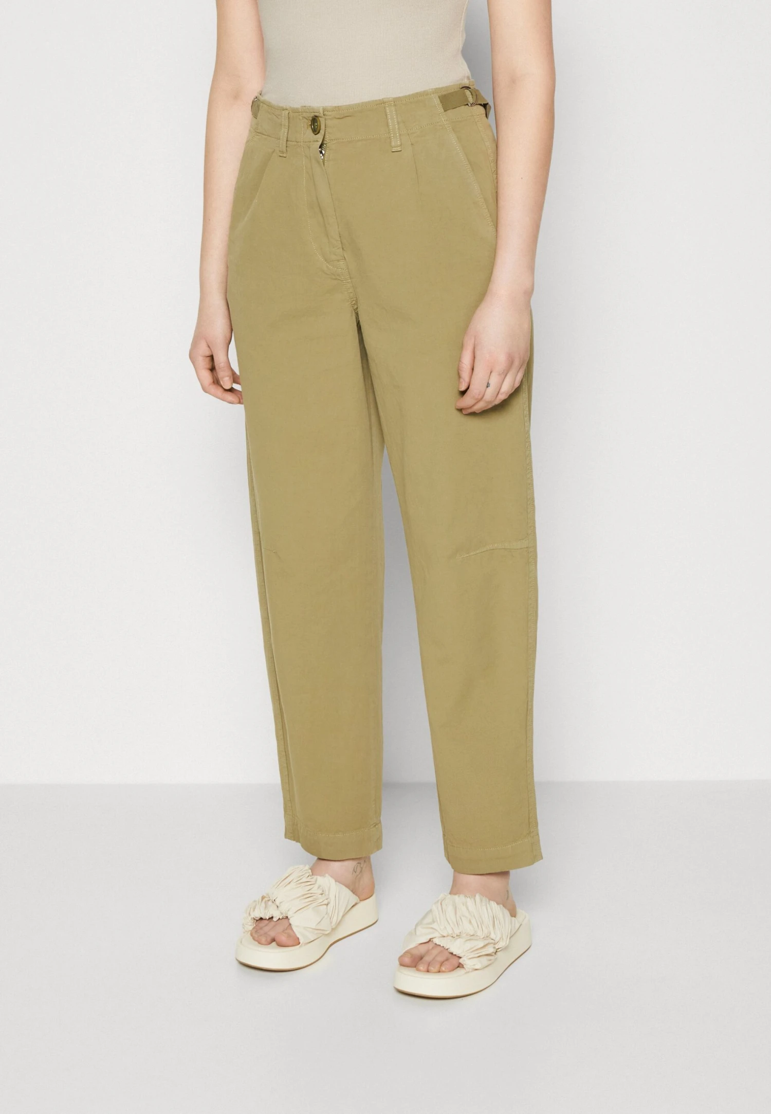 ARKET Chinos - Khaki Green 1 ARKET Chinos - Khaki Green