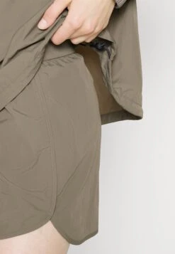 ARKET Light Shorts - Sports Shorts - Dark Beige/Grey -Arket 4fc0275f008849fb9a912bb76275cded