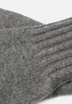 ARKET Unisex - Gloves - Grey 5 ARKET Unisex - Gloves - Grey -Arket 54244eaa1d864da1b37bd8fb887c6e59