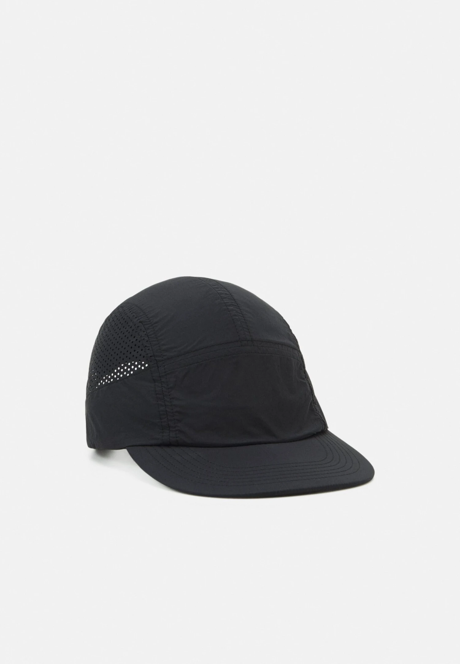 ARKET Cap - Black 1 ARKET Cap - Black
