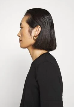 ARKET Basic T-Shirt - Black Dark 11 ARKET Basic T-Shirt - Black Dark -Arket 788914ad9935423eaed6292a47667daf