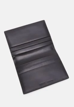 ARKET Unisex - Business Card Holder - Black 6 ARKET Unisex - Business Card Holder - Black -Arket 796771132408432f8d784642096eed29