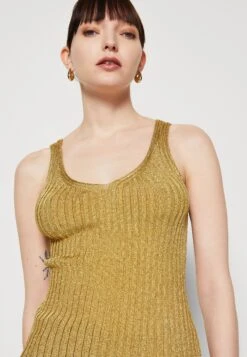 ARKET Top - Gold-Coloured 11 ARKET Top - Gold-Coloured -Arket 7d8198197c3a4c20bca55a8ff6dc10c3