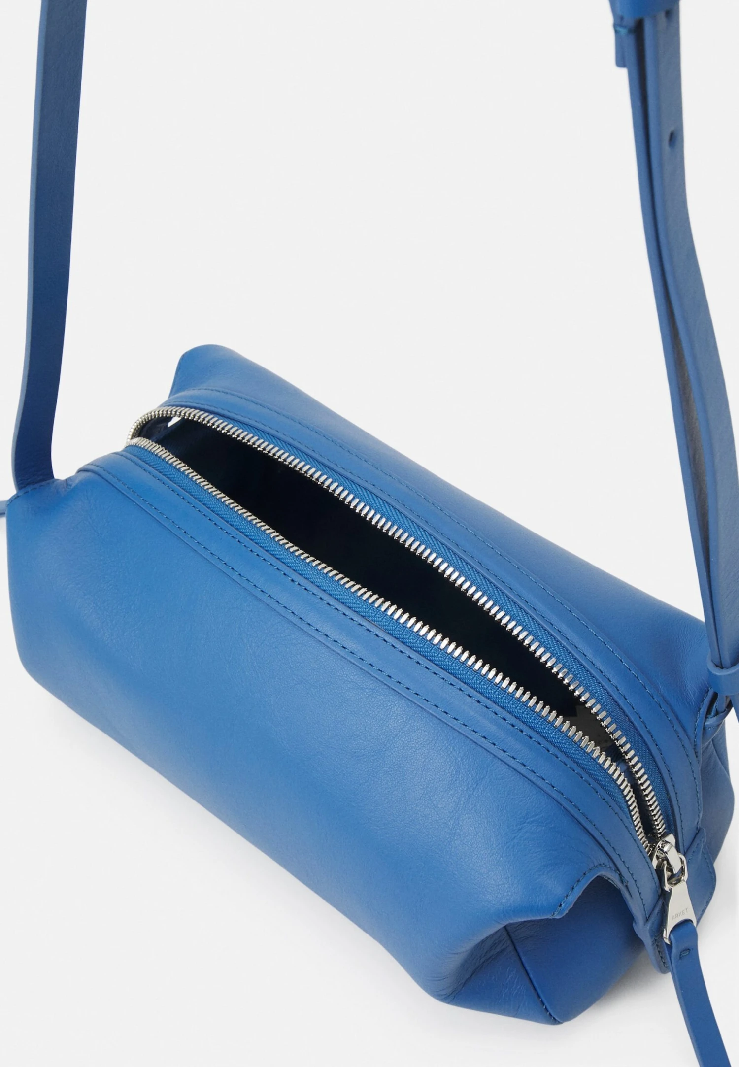 ARKET Handbag - Blue 3 ARKET Handbag - Blue - Image 3