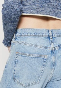 ARKET Relaxed Fit Jeans - Blue 11 ARKET Relaxed Fit Jeans - Blue -Arket 8a66496de0a34698b9753173f236f157