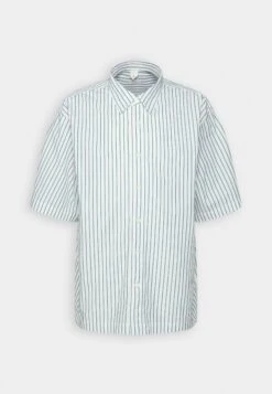 ARKET Shirt - Green 8 ARKET Shirt - Green -Arket 931d6595ab024ca7a1cb639fbf4e4e4e