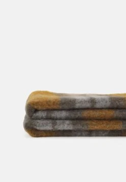 ARKET Unisex - Scarf - Camel 6 ARKET Unisex - Scarf - Camel -Arket 954dd012b127482d8765a54d671abaab