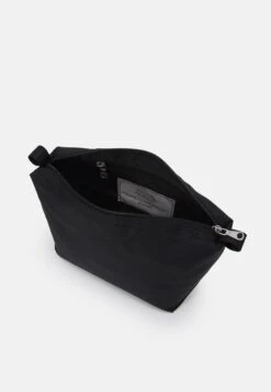 ARKET Doppkit Narke Unisex - Wash Bag - Black 6 ARKET Doppkit Narke Unisex - Wash Bag - Black -Arket 981cc5be46f047f0a1f96aad6387f3ec