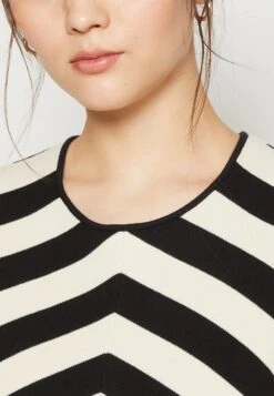 ARKET Jumper Dress - Jumper Dress 11 ARKET Jumper Dress - Jumper Dress -Arket a7775041d8674f59bc62536c86f14e72