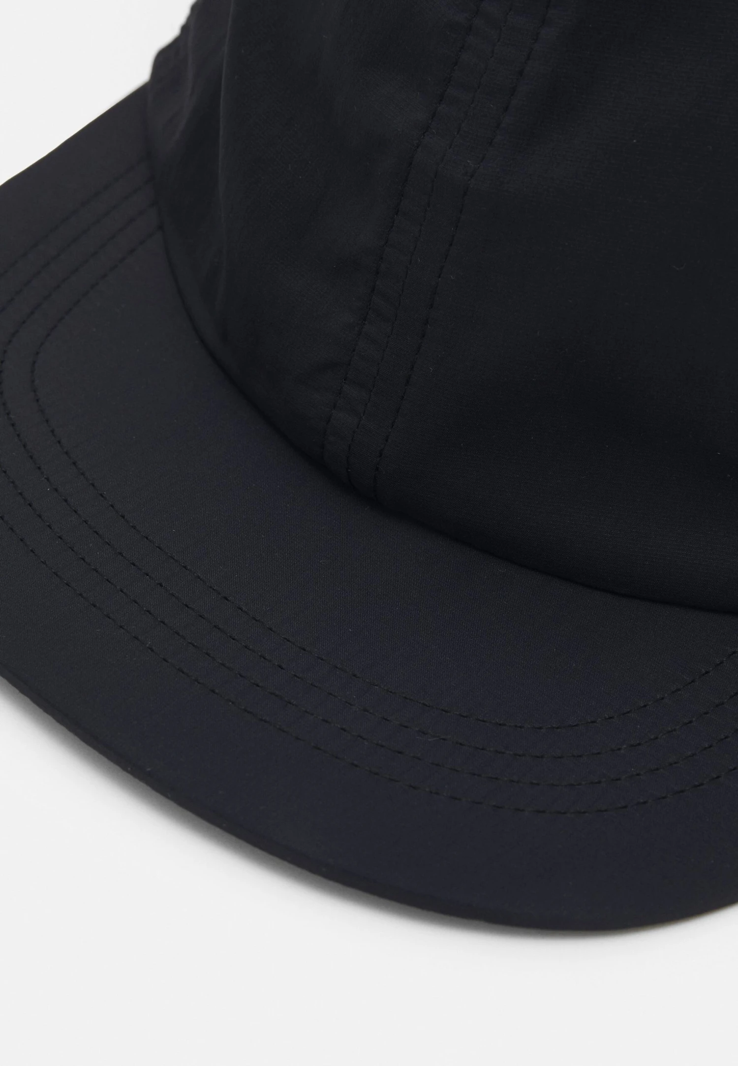 ARKET Unisex - Cap - Black 4 ARKET Unisex - Cap - Black - Image 4