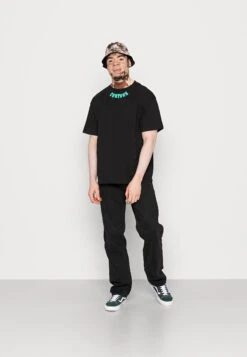 Arket -Arket b535c2eb94de4f60bda306b7b979c362