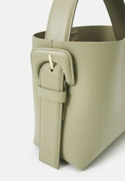 ARKET Across Body Bag - Green 9 ARKET Across Body Bag - Green -Arket c3dcdf100e0a4becac46b0c0bbba6f7e