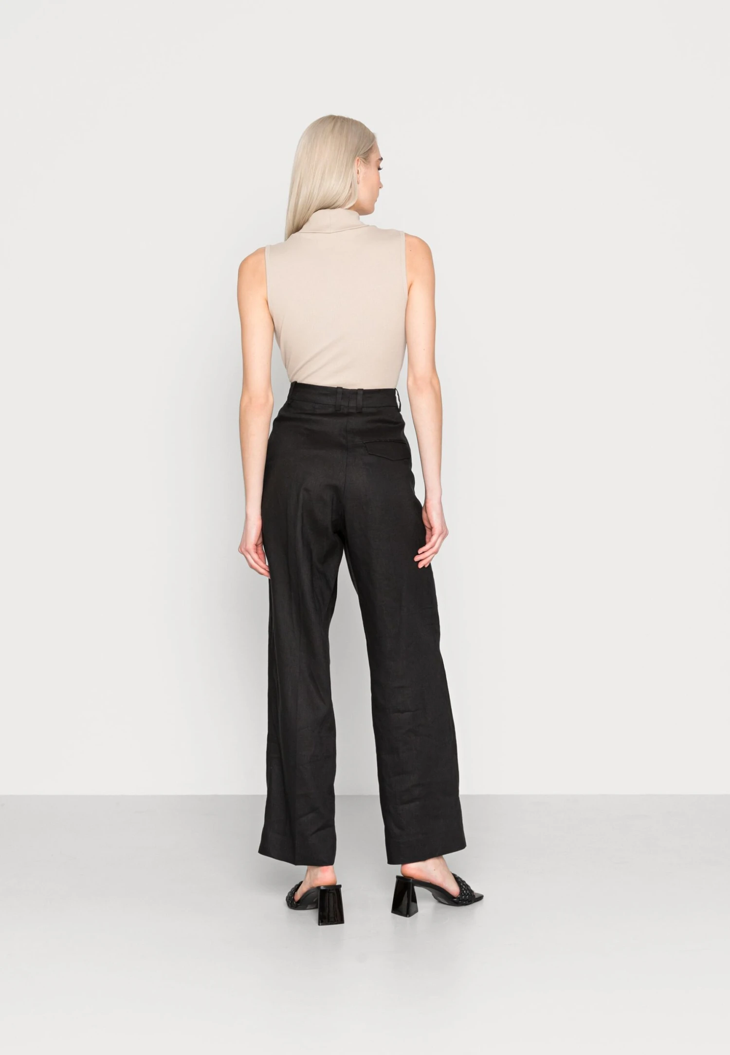 ARKET Trousers - Trousers 3 ARKET Trousers - Trousers - Image 3