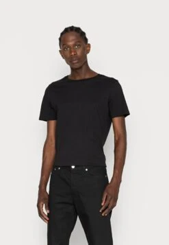 ARKET Relaxed Fit Jeans - Black