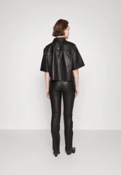 ARKET Leather Trousers - Black -Arket ebffd15fcf644c72a06bcd12df459c36