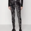 ARKET Leggings - Trousers - Leggings - Trousers