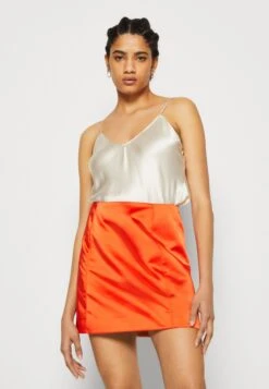 ARKET Mini Skirt - Orange 9 ARKET Mini Skirt - Orange -Arket f61a7c93dcdf48b08fde2b0d0b4b252a
